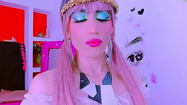 priscilahotker online show from February 10, 2025, 5:47 am