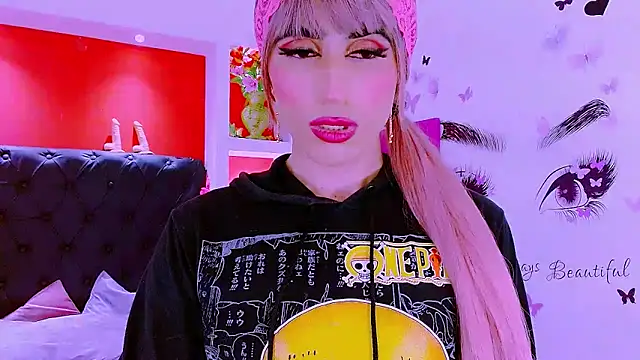 priscilahotker online show from March 12, 2025, 1:03 am