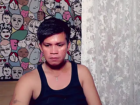 Snapshot of SweetasianHugoxxx chatting on January 12, 2025, 2:19 pm SweetasianHugoxxx online show from January 12, 2025, 2:19 pm