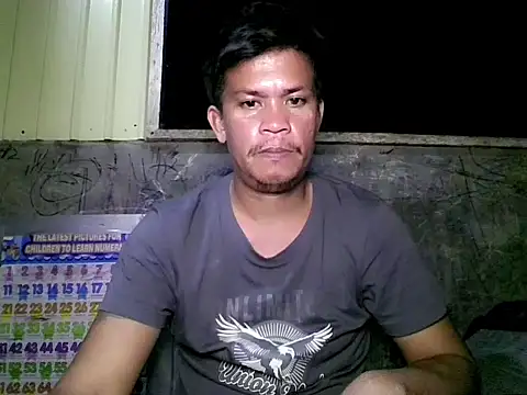 Snapshot of SweetasianHugoxxx chatting on March 26, 2026, 2:11 pm SweetasianHugoxxx online show from March 26, 2026, 2:11 pm