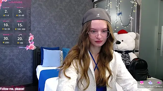 KateJonson online show from October 30, 2025, 7:21 am