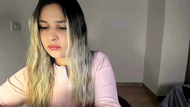 Lana Sofia1 online show from May 3, 2026, 7:14 am