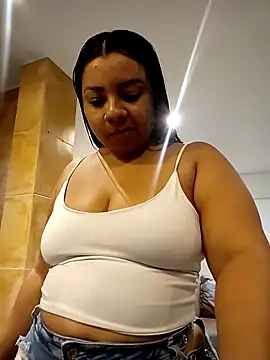 MelanyShayk online show from December 10, 2024, 1:55 pm