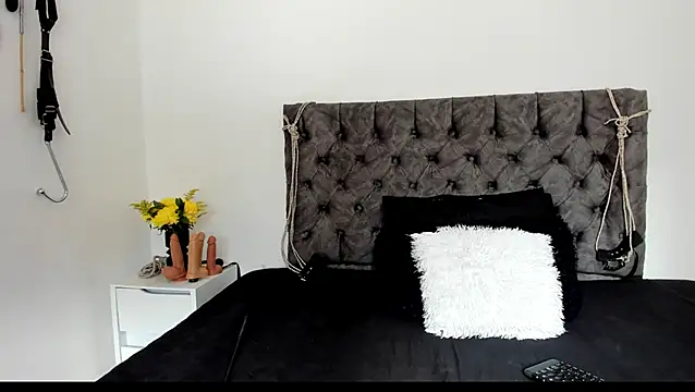 Snapshot of sweet__wild chatting on September 30, 2025, 8:25 pm sweet wild online show from September 30, 2025, 8:25 pm