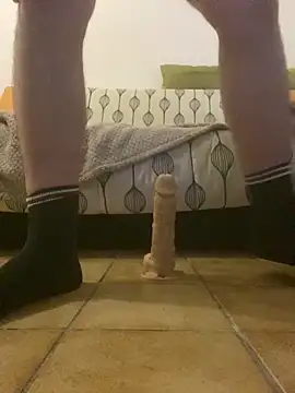 yann2392 online show from December 1, 2024, 5:57 pm