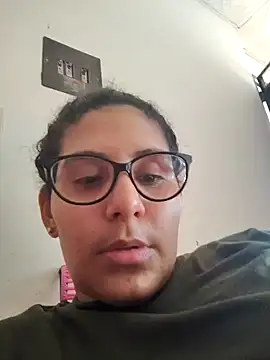 DanielleEvans  online show from January 23, 2025, 9:29 pm