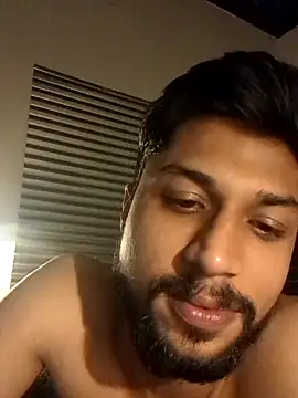 Snapshot of _IRRESISTIBLE_ chatting on October 1, 2025, 7:20 pm  IRRESISTIBLE  online show from October 1, 2025, 7:20 pm