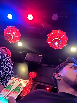 Snapshot of _IRRESISTIBLE_ chatting on October 4, 2025, 5:22 pm  IRRESISTIBLE  online show from October 4, 2025, 5:22 pm