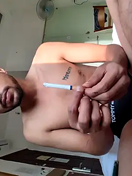 Snapshot of _IRRESISTIBLE_ chatting on October 5, 2025, 11:46 pm  IRRESISTIBLE  online show from October 5, 2025, 11:46 pm