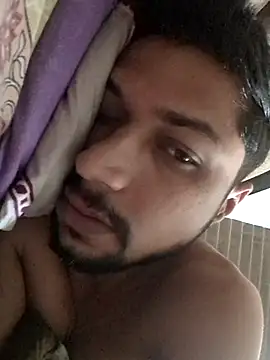 Snapshot of _IRRESISTIBLE_ chatting on October 24, 2025, 5:26 am  IRRESISTIBLE  online show from October 24, 2025, 5:26 am