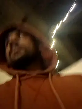 Snapshot of _IRRESISTIBLE_ chatting on November 1, 2025, 8:00 pm  IRRESISTIBLE  online show from November 1, 2025, 8:00 pm