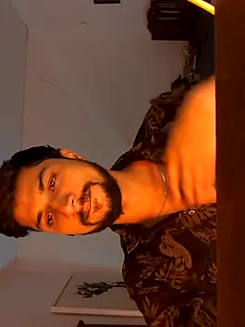  IRRESISTIBLE  online show from May 18, 2026, 7:41 pm