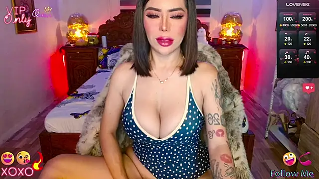 Magnificent Goddess online show from May 12, 2026, 5:26 am