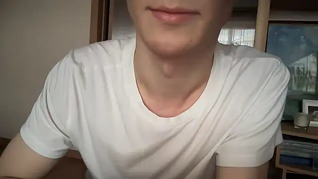 Snapshot of Lamonteik chatting on March 15, 2025, 8:37 am Lamonteik online show from March 15, 2025, 8:37 am