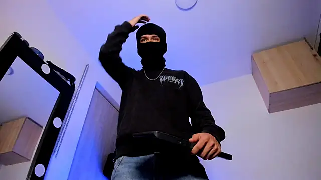 Samuel Suarez online show from September 25, 2025, 3:54 am