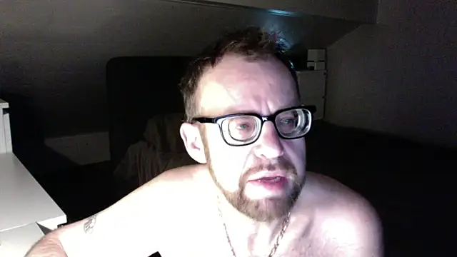 FABIOGLASSES online show from December 8, 2024, 3:56 pm