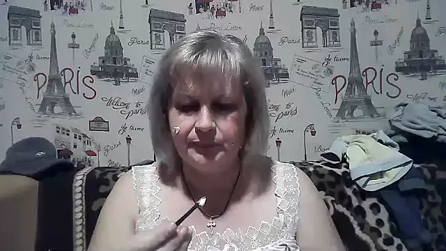 Gina Marlyn online show from December 23, 2024, 5:32 pm