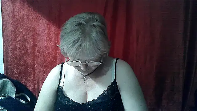 Gina Marlyn online show from April 30, 2026, 8:04 pm