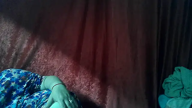 Gina Marlyn online show from May 3, 2026, 7:53 pm