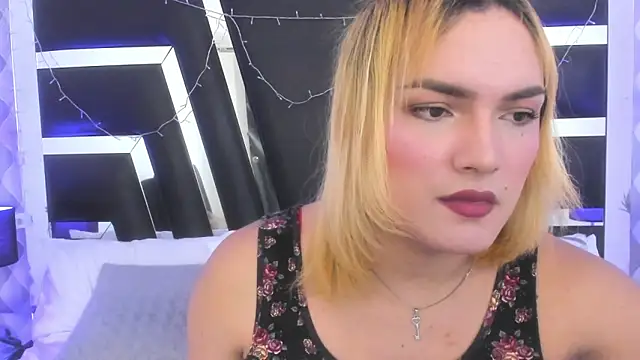 Snapshot of katya_kozlov chatting on September 21, 2025, 6:37 am katya kozlov online show from September 21, 2025, 6:37 am