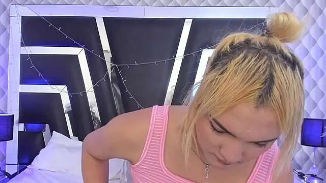 Snapshot of katya_kozlov chatting on November 14, 2025, 11:46 pm katya kozlov online show from November 14, 2025, 11:46 pm