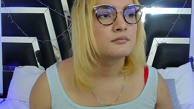 Snapshot of katya_kozlov chatting on February 25, 2026, 3:49 am katya kozlov online show from February 25, 2026, 3:49 am