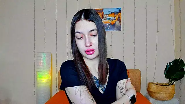 Pauline Soul online show from February 10, 2025, 1:57 am