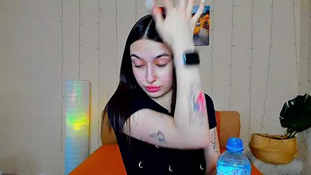 Pauline Soul online show from February 10, 2025, 5:14 am