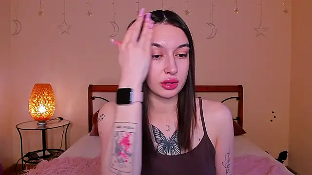 Pauline Soul online show from February 21, 2025, 2:06 am