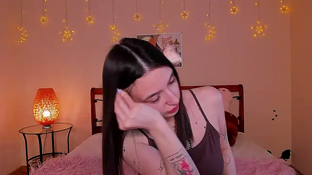 Pauline Soul online show from March 12, 2025, 1:25 am