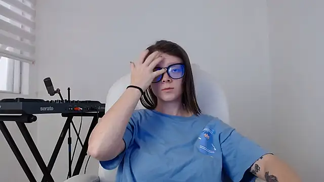 Arya starrk online show from December 6, 2024, 12:05 pm