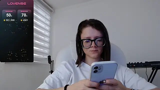 Arya starrk online show from December 23, 2024, 2:17 pm