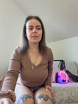 Stoned-baby69 online show from May 4, 2026, 12:12 pm