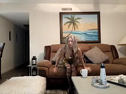 EvaRobinson online show from January 10, 2025, 1:10 am