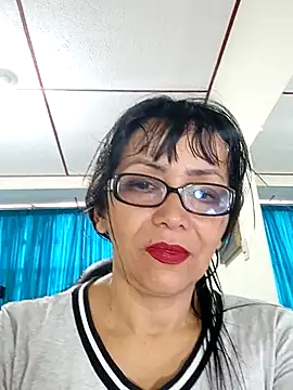 Snapshot of kelly_dirty_ chatting on October 14, 2025, 5:14 pm kelly dirty  online show from October 14, 2025, 5:14 pm