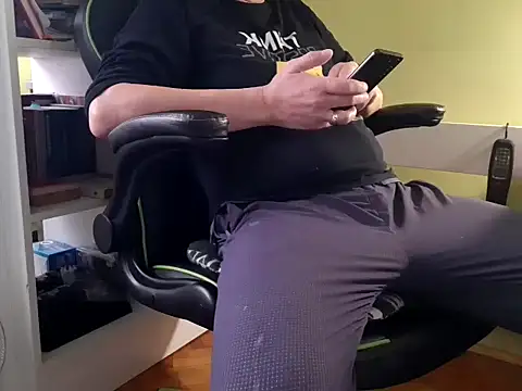 feathersify online show from November 20, 2025, 7:30 am