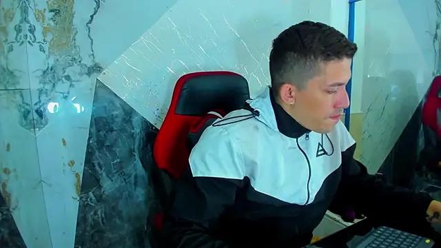 yeckodream online show from November 29, 2025, 7:11 am