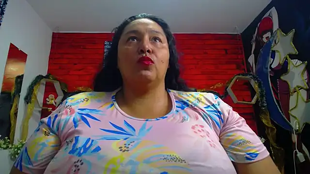 TistMature online show from December 10, 2024, 1:11 pm