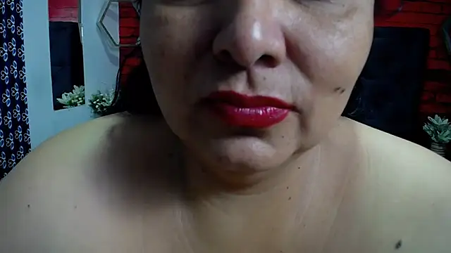 TistMature online show from February 10, 2025, 1:01 pm