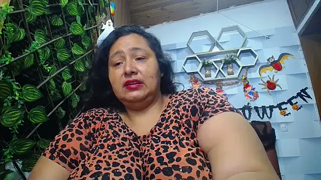 TistMature online show from October 27, 2025, 1:37 pm