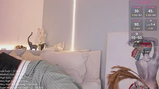 Snapshot of ambercroft chatting on October 7, 2025, 6:38 pm ambercroft online show from October 7, 2025, 6:38 pm