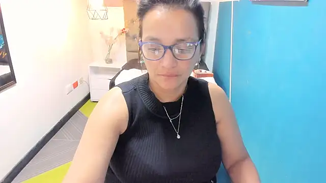 MarilynMiilf  online show from December 13, 2024, 4:54 am