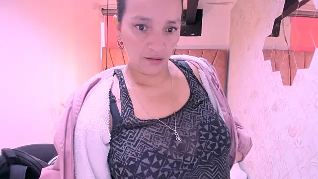 Snapshot of MarilynMiilf_ chatting on September 16, 2025, 7:48 pm MarilynMiilf  online show from September 16, 2025, 7:48 pm