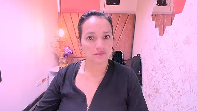 Snapshot of MarilynMiilf_ chatting on September 18, 2025, 7:38 pm MarilynMiilf  online show from September 18, 2025, 7:38 pm