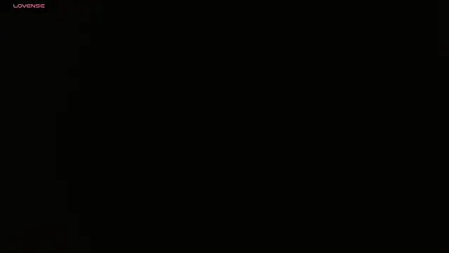 Red-moon1 online show from December 12, 2024, 1:49 pm