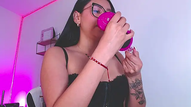 Snapshot of sweeet_amy chatting on September 17, 2025, 3:03 pm sweeet amy online show from September 17, 2025, 3:03 pm