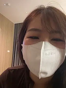 Onee-Chew online show from April 26, 2026, 11:52 am