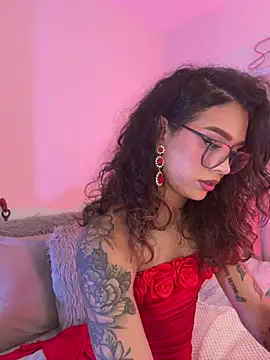 Samantha Bernardo online show from February 11, 2026, 8:47 pm