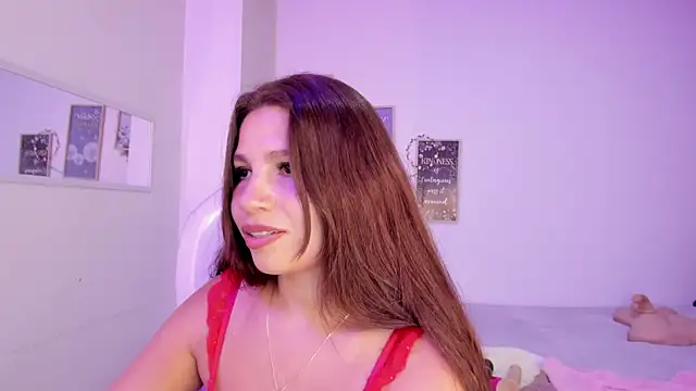 bluee hazell online show from January 27, 2025, 2:46 pm
