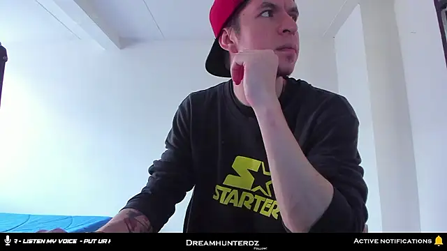 Snapshot of Headhunterdz chatting on February 22, 2026, 7:01 pm Headhunterdz online show from February 22, 2026, 7:01 pm